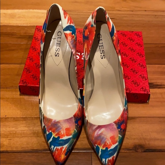 Guess heels - Picture 2 of 4